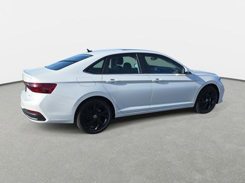 New 2026 Volkswagen Jetta SE FWD image 5