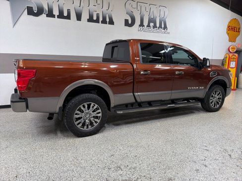 Used 2018 Nissan Titan Platinum Reserve w/ Platinum Utility Package image 36