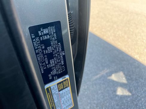 Used 2025 Kia Soul LX w/ LX Technology Package image 27