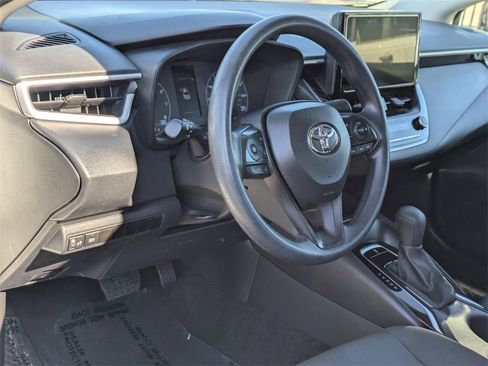 Used 2025 Toyota Corolla LE image 14
