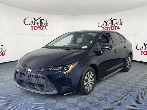 Used 2022 Toyota Corolla LE w/ Carpet Mat Package (TMS) FWD image 4