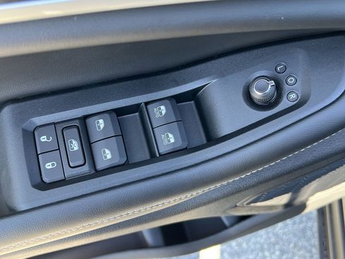 New 2025 Jeep Grand Cherokee L Limited AWD/4WD image 19