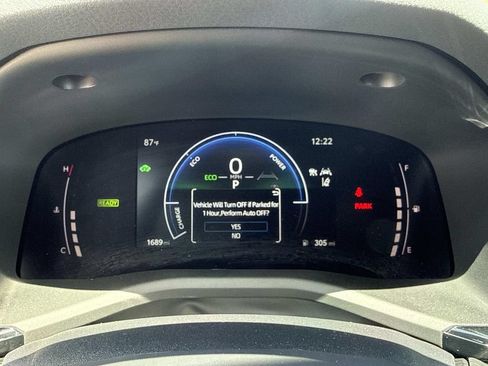 Used 2026 Toyota Camry SE FWD image 30