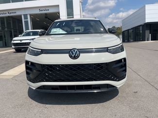 New 2026 Volkswagen Tiguan SE R-Line FWD video 2