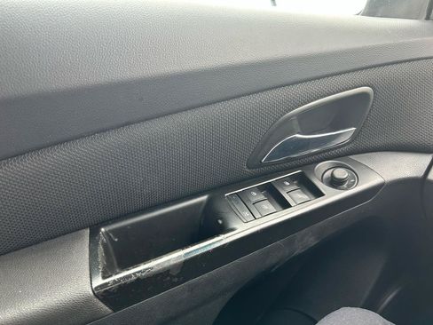 Used 2014 Chevrolet Cruze LT FWD image 28