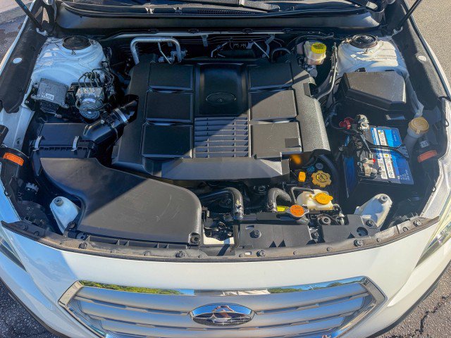 Used 2017 Subaru Outback 3.6R Limited AWD/4WD image 26