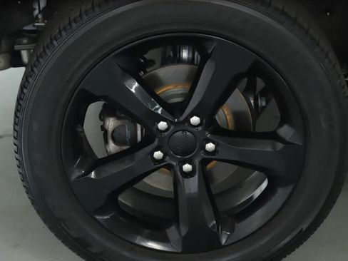 Used 2023 Jeep Grand Cherokee Altitude AWD/4WD image 12