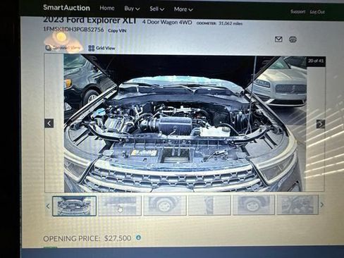 Used 2023 Ford Explorer XLT w/ Equipment Group 202A AWD/4WD image 14