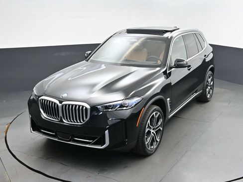 Used 2026 BMW X5 sDrive40i w/ Parking Assistance Package RWD image 30