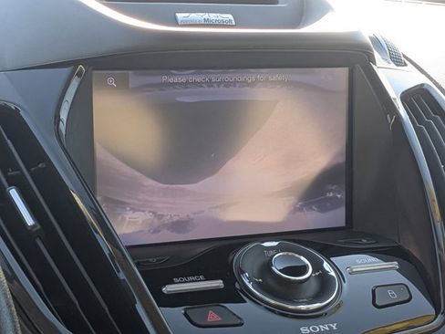 Used 2013 Ford Escape SEL image 18