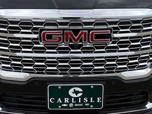 Used 2023 GMC Terrain Denali w/ Denali Premium Package image 13