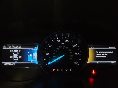 Used 2017 Ford Explorer XLT w/ Equipment Group 202A image 23