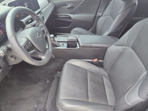 Used 2022 Lexus ES 350 w/ Premium Package FWD image 9
