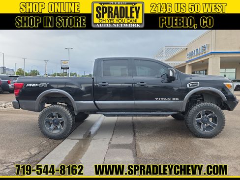 Used 2017 Nissan Titan PRO-4X AWD/4WD image 3