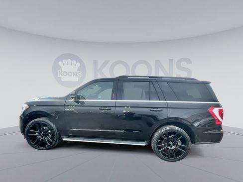 Used 2020 Ford Expedition XLT w/ Equipment Group 202A image 2