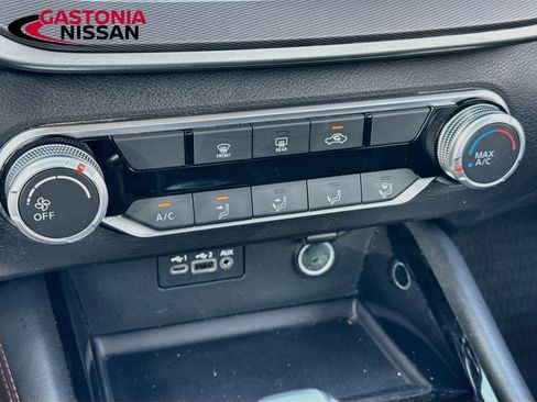 Used 2024 Nissan Altima 2.5 SR FWD image 18