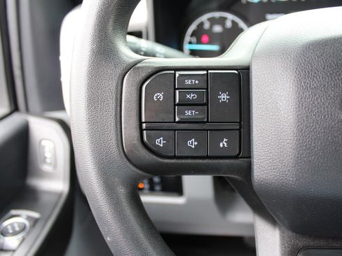 Used 2024 Ford F350 XL AWD/4WD image 25