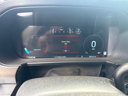 Used 2024 Ford F250 Platinum AWD/4WD image 5