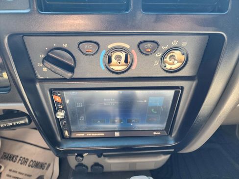 Used 2004 Toyota Tacoma PreRunner RWD image 17