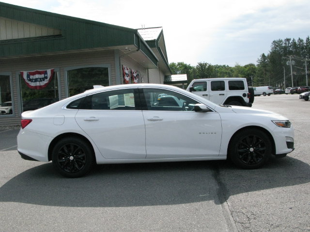 Used 2024 Chevrolet Malibu LT FWD image 3