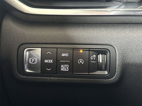 Certified 2025 GMC Terrain Elevation image 17