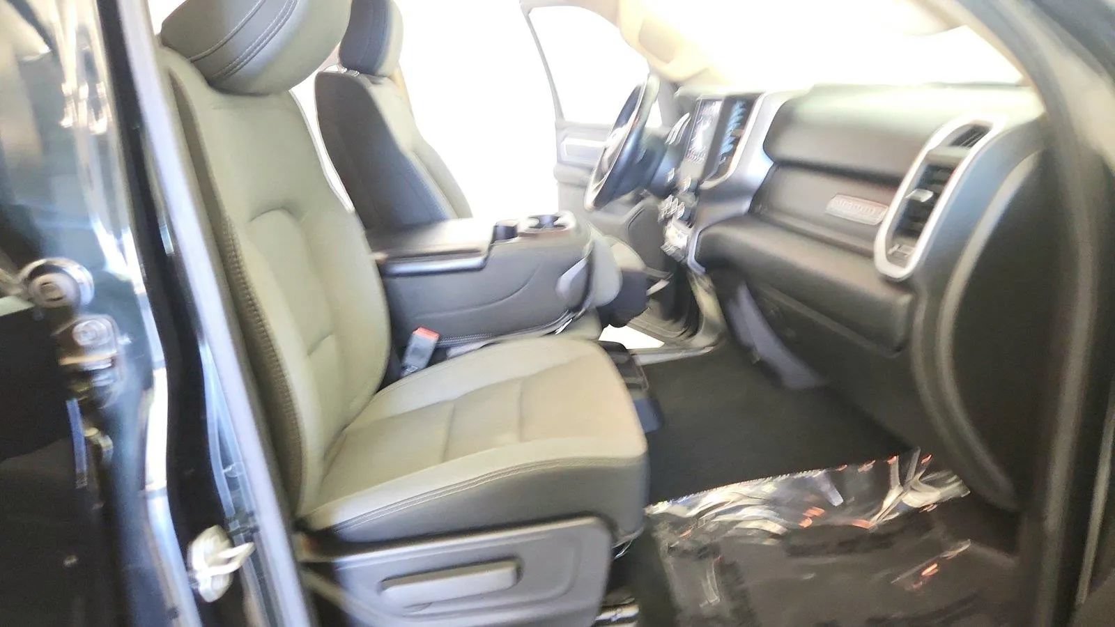 Used 2019 RAM 1500 Big Horn AWD/4WD image 29