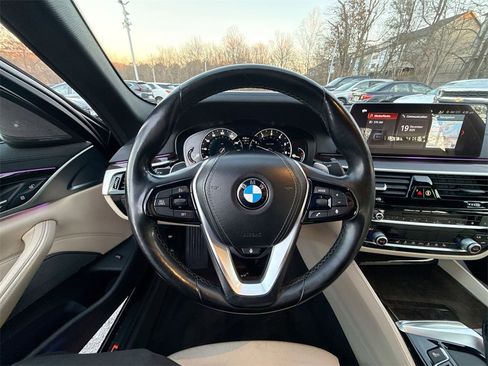 Used 2017 BMW 540i xDrive image 11