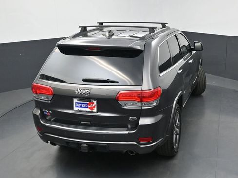 Used 2017 Jeep Grand Cherokee Overland AWD/4WD image 36