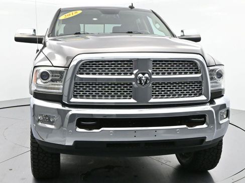 Used 2018 RAM 2500 Laramie AWD/4WD image 2