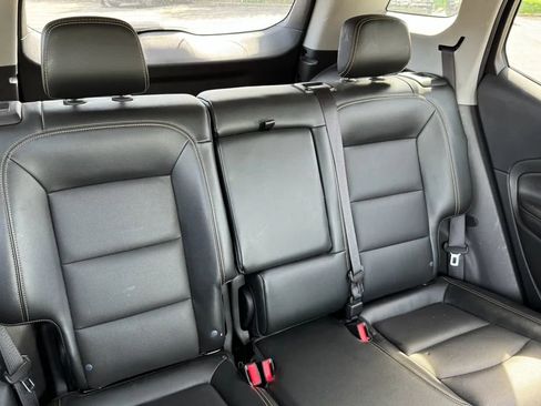 Used 2020 GMC Terrain SLT image 22