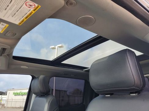 Used 2023 Ford F250 Lariat w/ Lariat Ultimate Package image 30