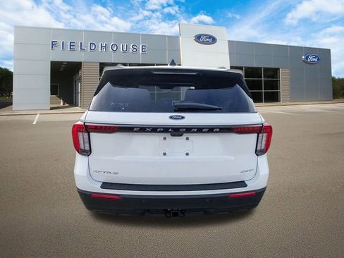 New 2026 Ford Explorer Active image 7