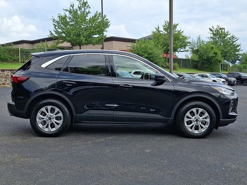 Certified 2023 Ford Escape Active AWD/4WD image 7