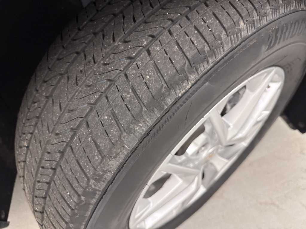 Used 2024 Chevrolet Equinox LT AWD/4WD image 32