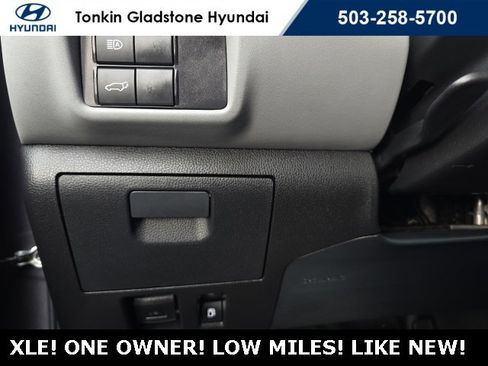 Used 2022 Toyota Highlander XLE image 11