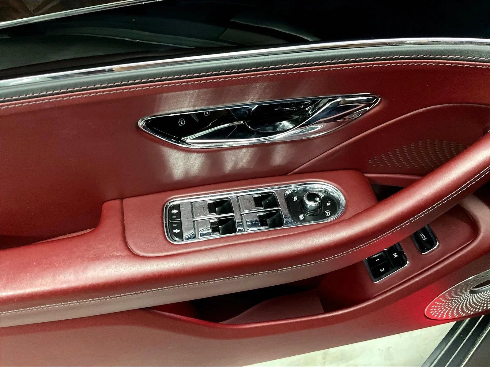 Used 2021 Bentley Flying Spur V8 AWD/4WD image 44