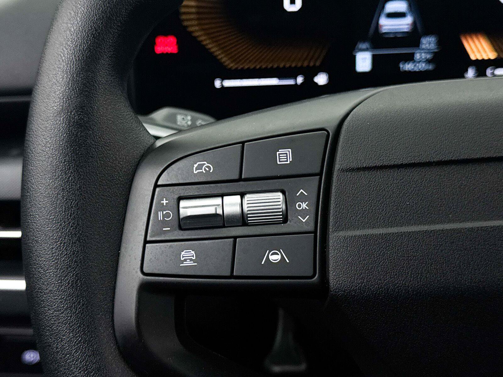 Used 2025 Kia K4 FWD image 31