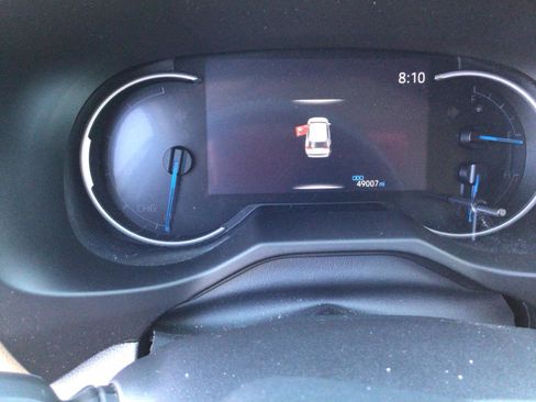 Used 2021 Toyota RAV4 Limited AWD/4WD image 25