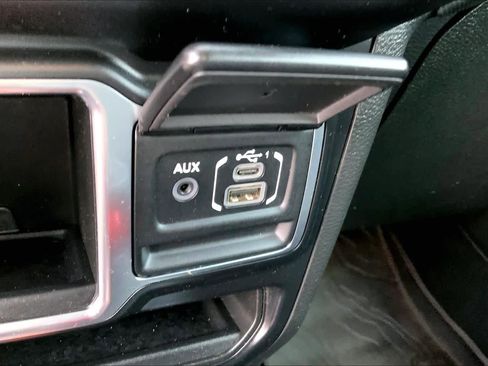 Used 2023 Jeep Wrangler Sport image 60