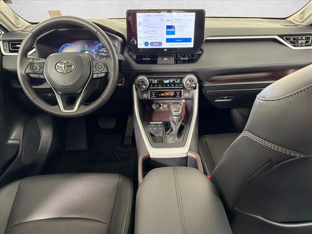 Used 2025 Toyota RAV4 Limited FWD image 24