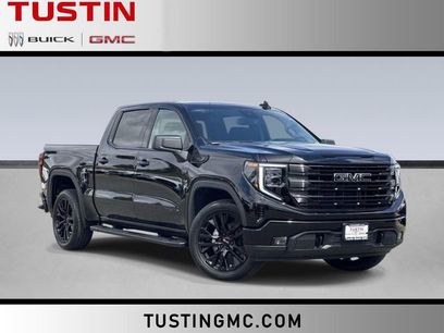 New 2026 GMC Sierra 1500 Elevation w/ LPO, Elevation Black Package