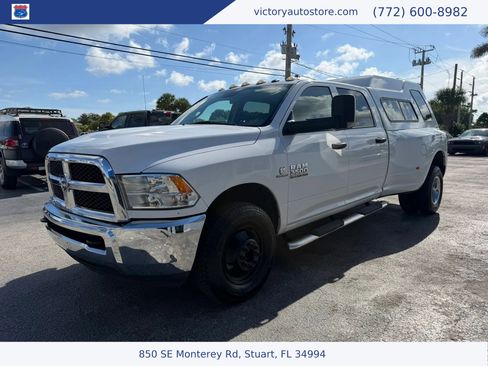 Used 2018 RAM 3500 Tradesman w/ Chrome Appearance Group RWD image 7
