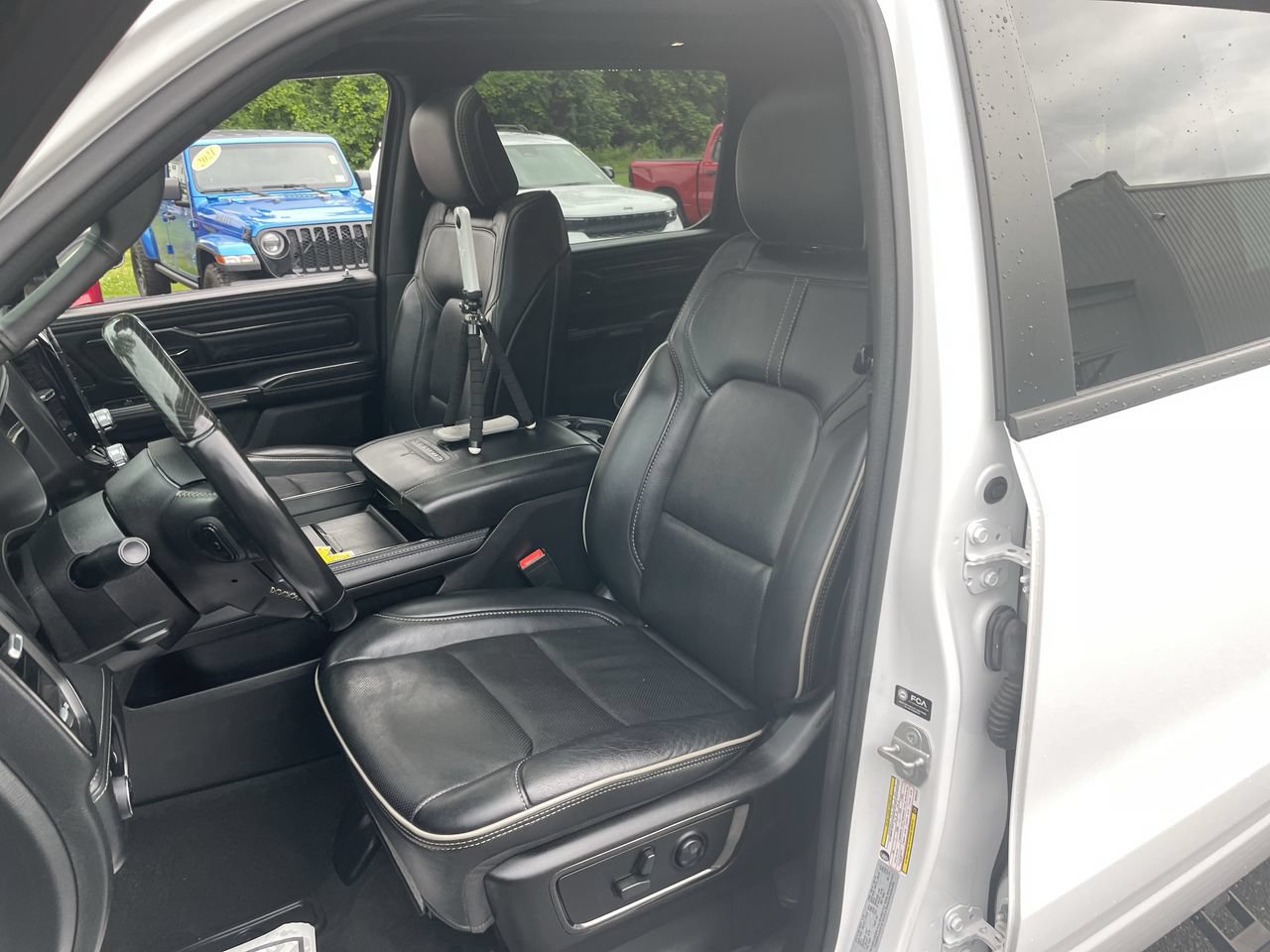 Used 2022 RAM 1500 Limited AWD/4WD image 27