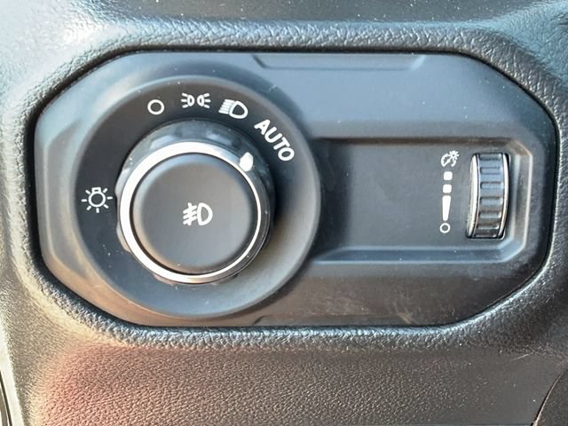 Used 2023 Jeep Wrangler Unlimited Sport AWD/4WD image 27