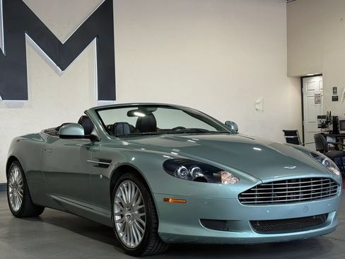 Used 2010 Aston Martin DB9 Volante RWD image 6