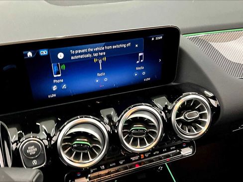 New 2025 Mercedes-Benz GLA 250 image 6