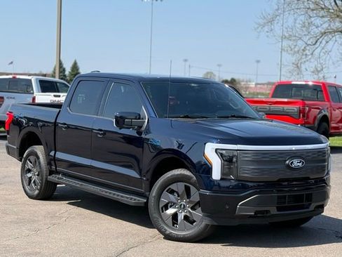 Used 2025 Ford F150 Lightning Lariat AWD/4WD image 52