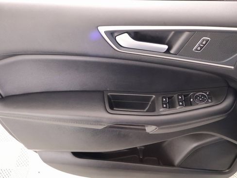 Used 2024 Ford Edge SEL image 15