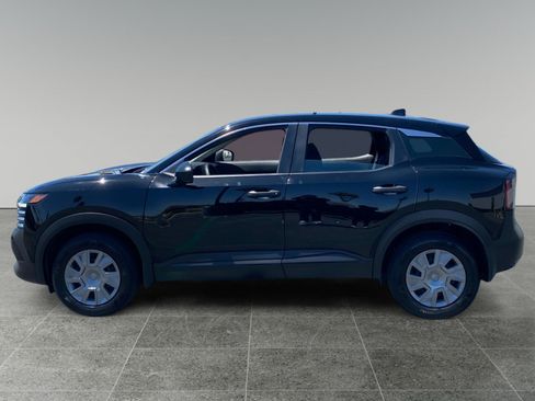 Used 2025 Nissan Kicks S FWD image 2