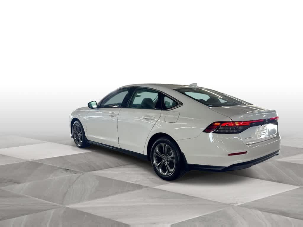 Used 2023 Honda Accord EX image 6